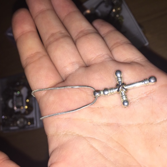 Assorted Gold/Silver Jewellery - Picture 4 of 8